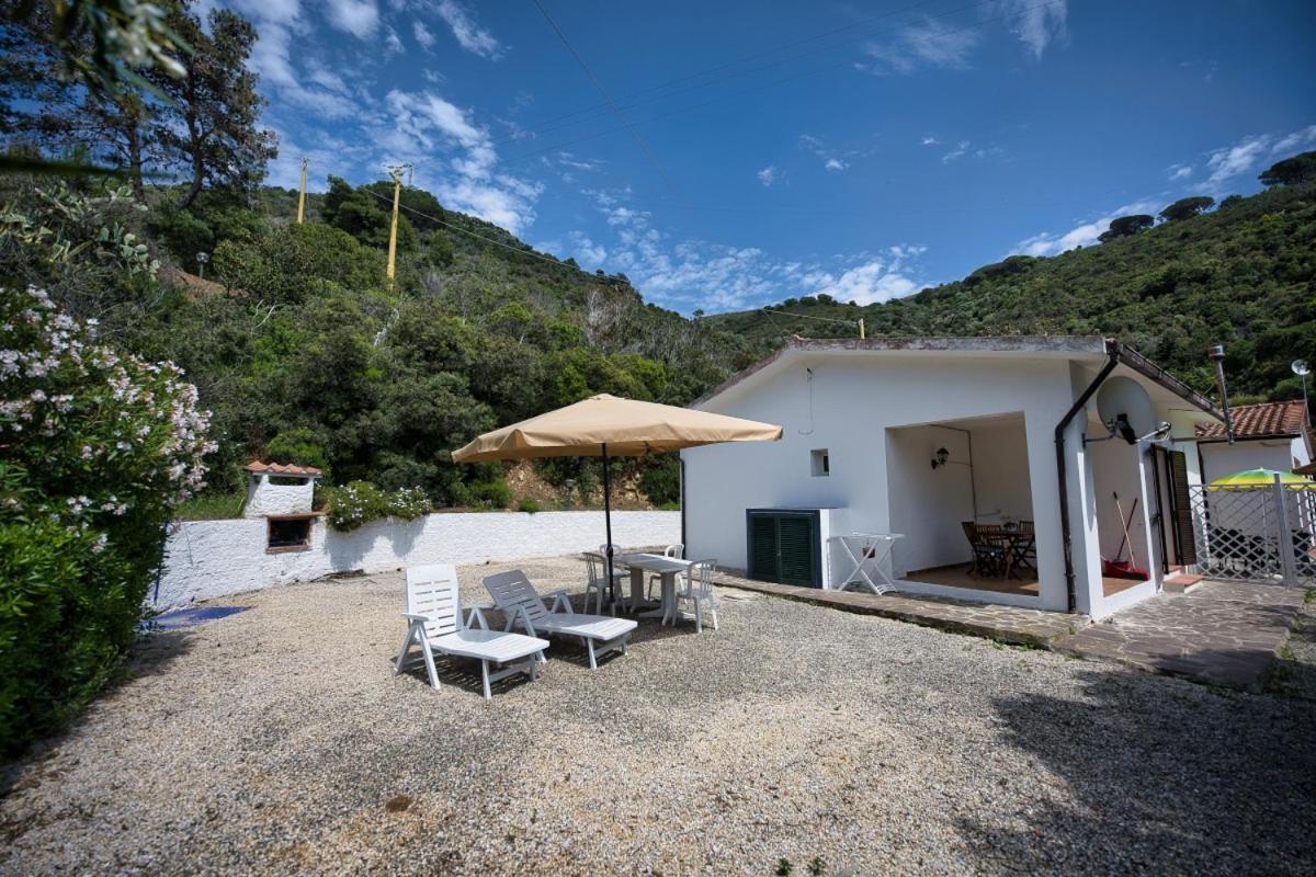 Alloggi Del Mirto A Morcone - Goelba Capoliveri  Exteriér fotografie